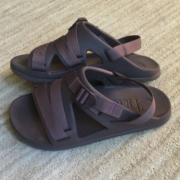 Like New: Chaco Women's Chillos Sport Sandal Sparrow | Brown Size 8 - Picture 3 of 16